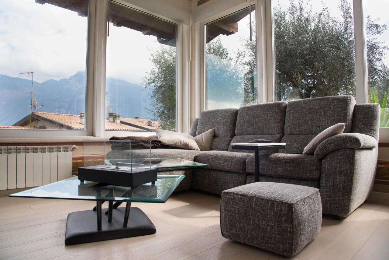 Guesthouse "Villa Tamas" Limone sul Garda Exterior foto